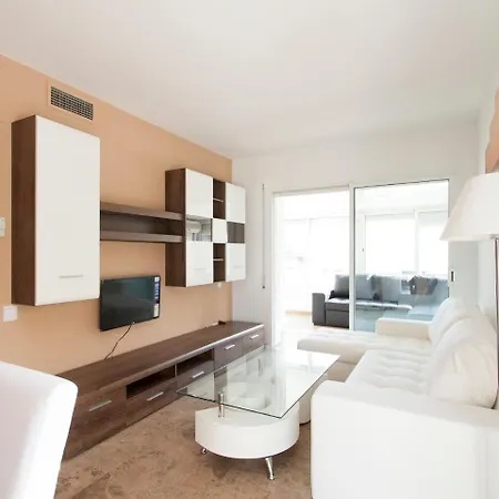 Beach Apartment *